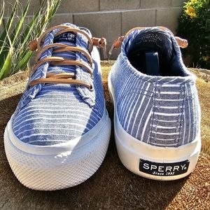 SPERRY BLUE & WHITE NAUTICAL SNEAKERS, Women's Size 6.5